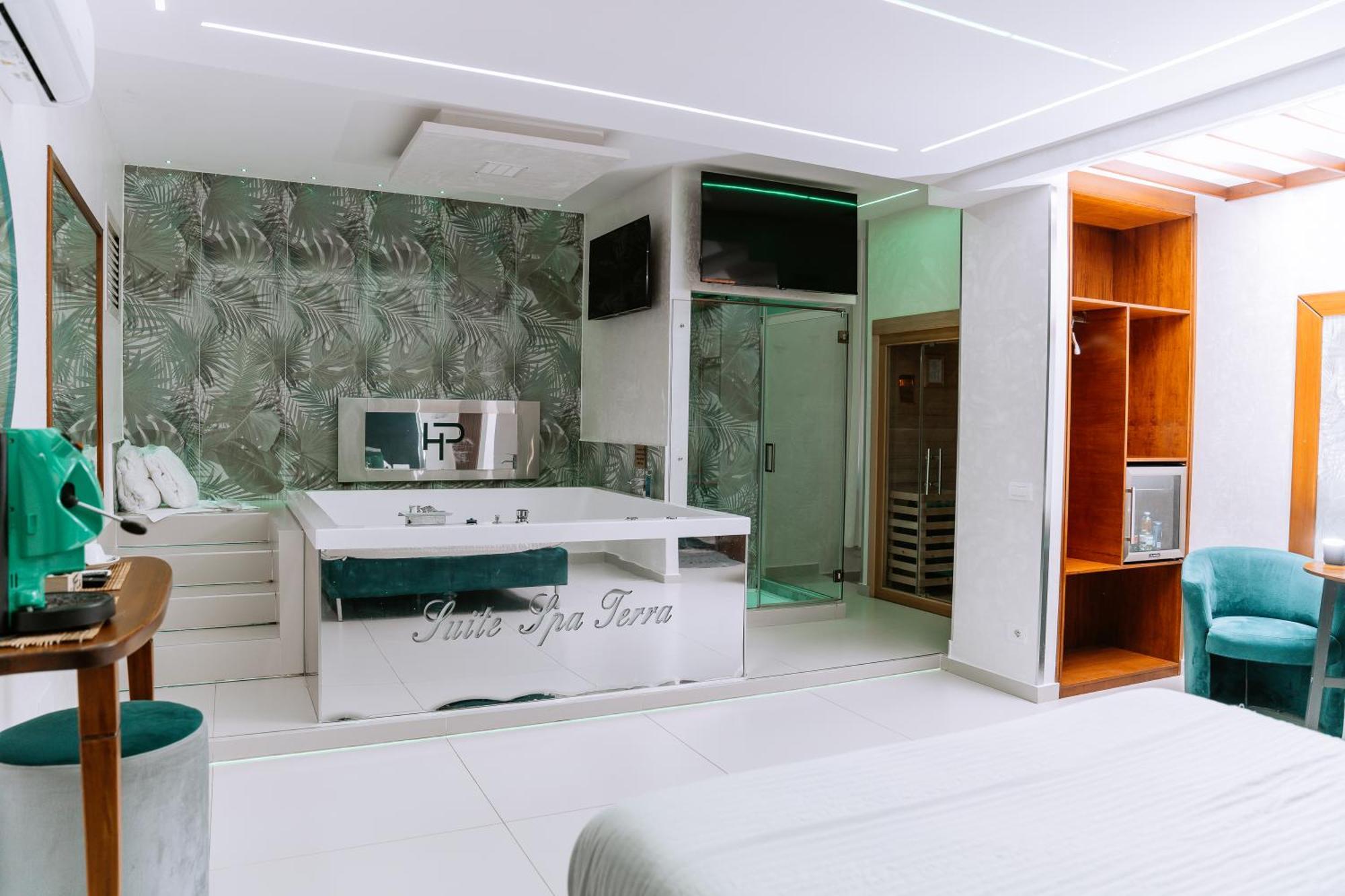 Hotel Paradiso لاغو باتريا المظهر الخارجي الصورة